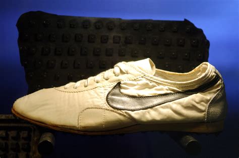 Nike ‘Moon Shoe’ 1972 Auctioned for 7,500 by Sotheby’s – 